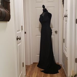 🖤Fitted Black Formal with Train🖤